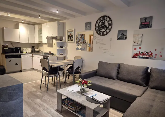 로키&디바 게스트하우스